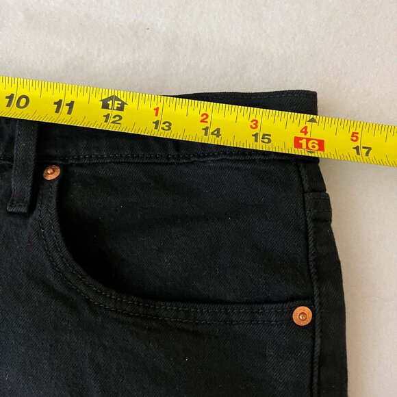 Levis 501 Women's Stretch Raw Hem Black Denim Shorts Size 30 Mid Rise Fly Button - Picture 7 of 11